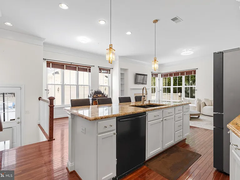 22839 Vickery Park Dr — Photo 19
