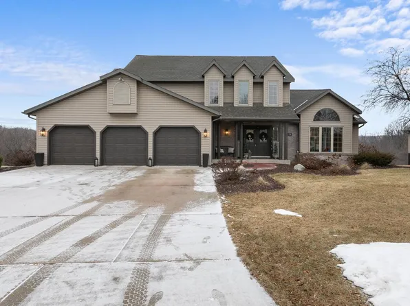 714 South Hills DRIVE, Plymouth, WI 53073