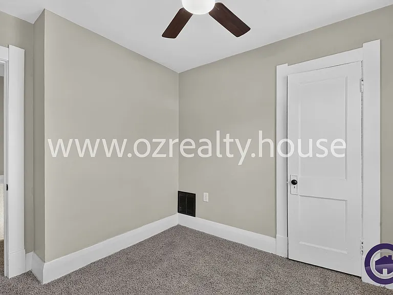 2322 Upton Ave — Photo 13
