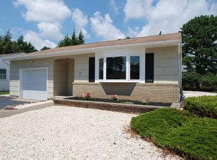 50 Westbrook Dr, Toms River, NJ 08757