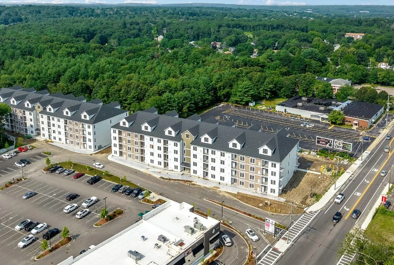 Taj Estates of Franklin — Photo 1