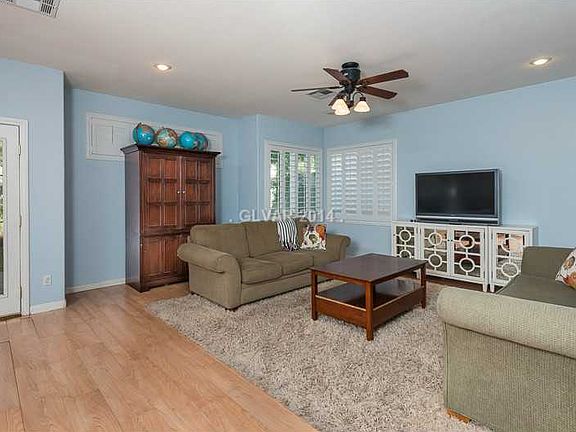 3rd image of 7836 Red Leaf Dr