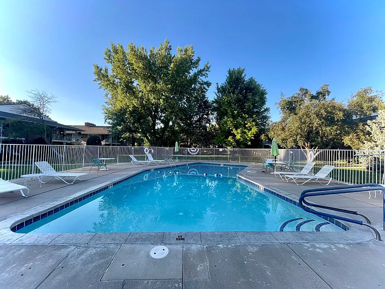 3928 E Evans Ave — Photo 14