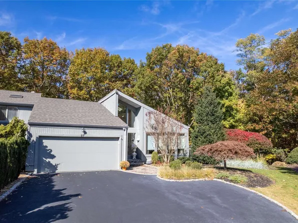 27 Timberline Circle #27, Port Jefferson, NY 11777