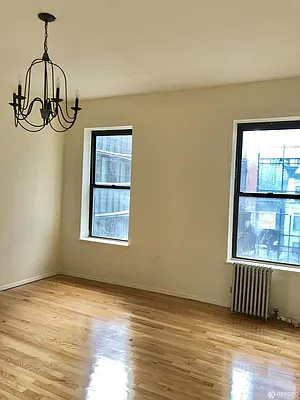 Rented by Oxford Property Group | media 56