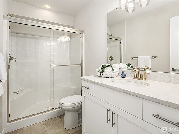 4th image of 524 238th Place SE #C