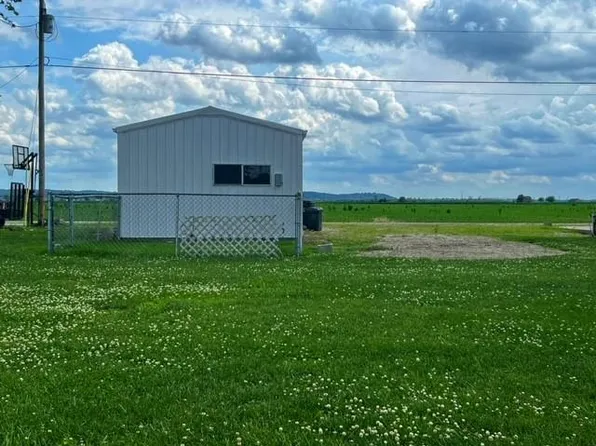 139 Halls Dr, Craig, MO 64437