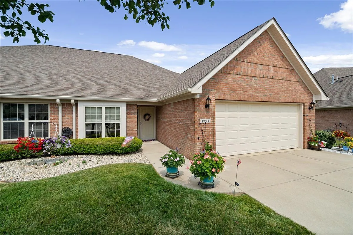 4894 W Harrisburg Ct photo 1