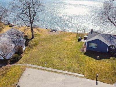 23275 Lakeview Dr, Edwardsburg, MI, 49112