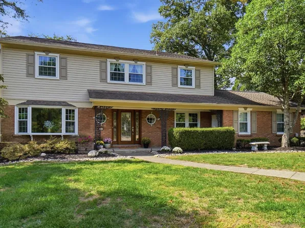1163 Gleneagles Ct, Cincinnati, OH 45233