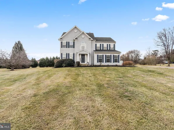 18003 Knoll Dr, Fairplay, MD 21733