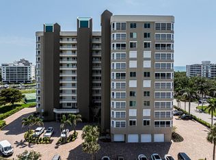 25 Bluebill Ave APT 1002, Naples, FL 34108