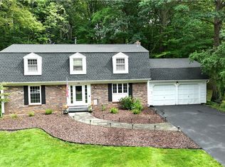 38 S Ridge Trl, Fairport, NY 14450