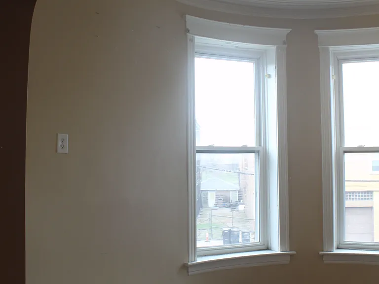 2025 W 35th St #2F — Photo 14
