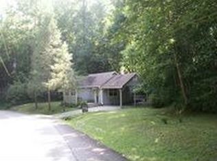 333 Shields View Dr, Gatlinburg, TN 37738