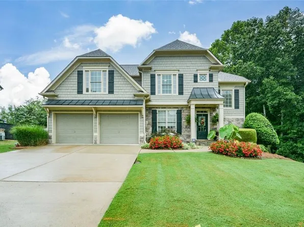 805 Cardinal Point, Canton, GA 30114