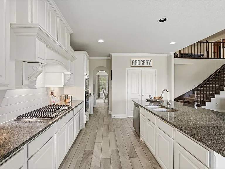 10311 Silver Shield Way — Photo 10