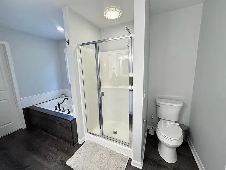 Master Bathroom en-suite
