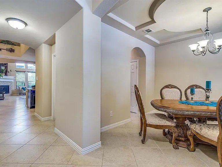 2508 Barranca Way — Photo 11