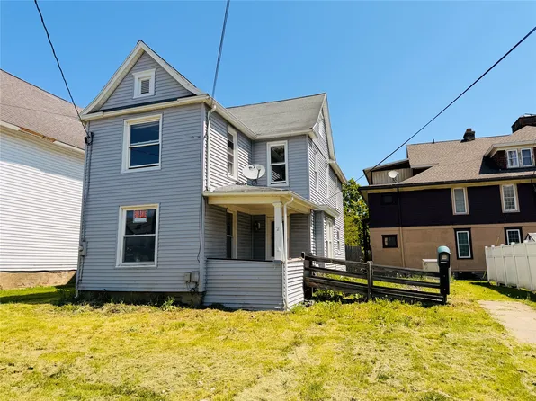 2 Lincoln St, Waverly, NY 14892
