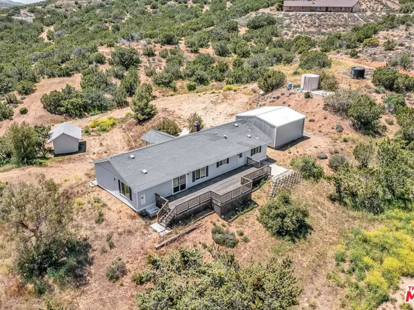 6640 Juniper Crest Rd, Agua Dulce, CA 91390