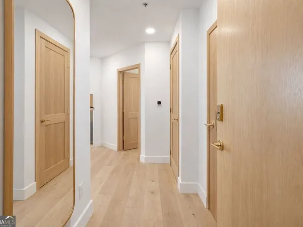 3324 Peachtree Rd NE Unit 1018, Atlanta, GA 30326