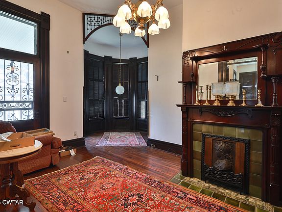 20th image of 203 N McCombs St