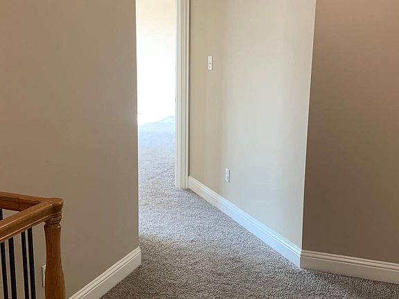 5th image of 1306 Rosemary Dr