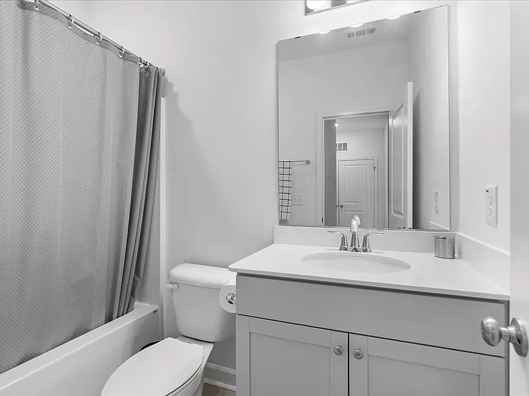 7906 Flatrock Park Dr — Photo 15