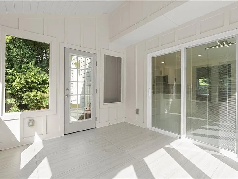 404 Way Bridge Ct NE — Photo 22