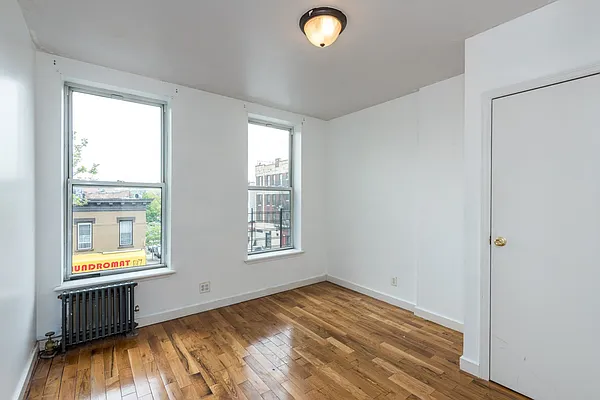 Rented by Nooklyn NYC LLC | media 12