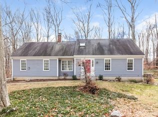 16 Copperstone Ln, Madison, CT 06443