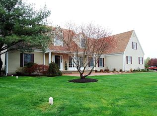 1 Shelton Ct, Princeton Junction, NJ 08550