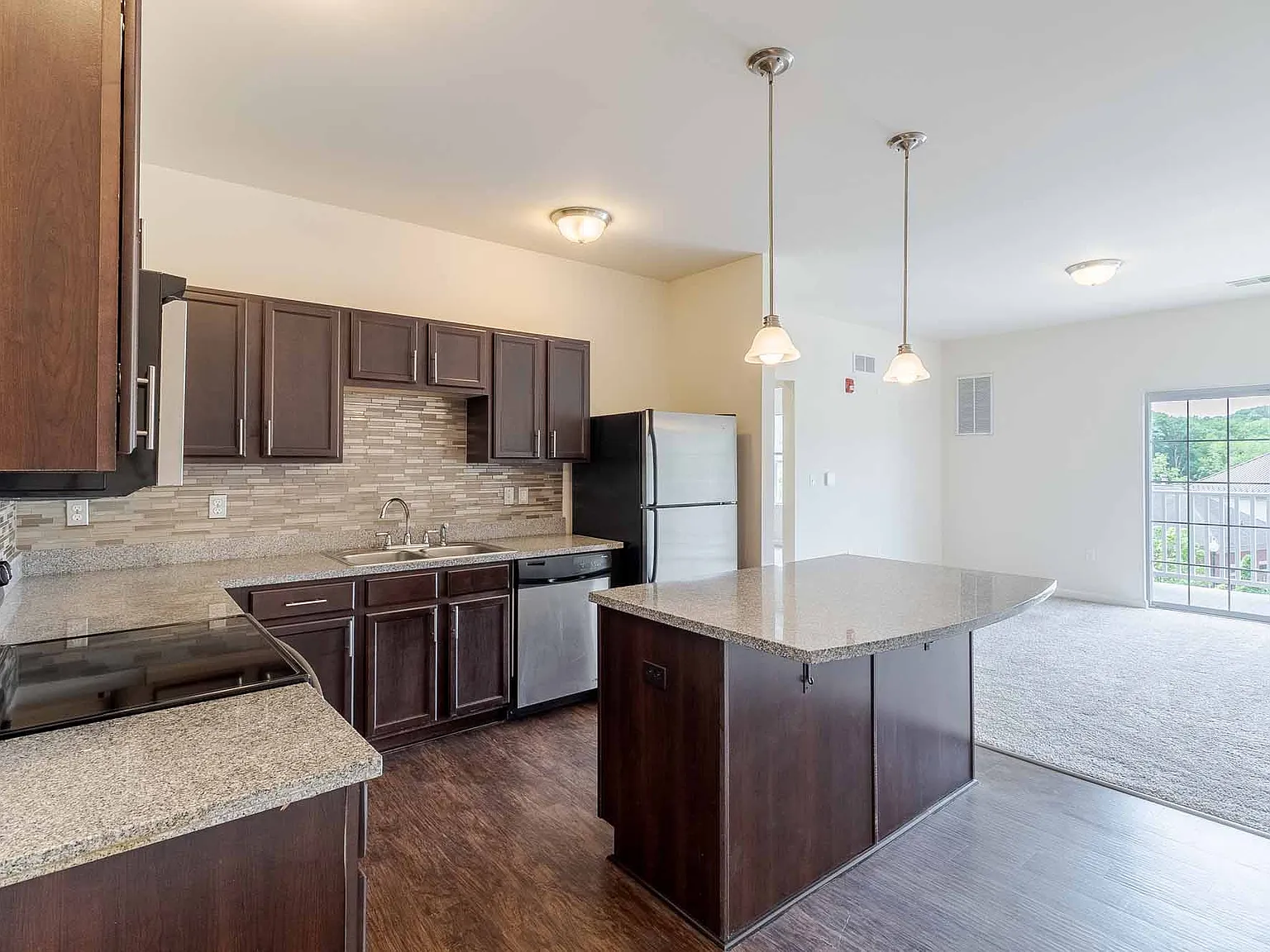 Marquis Place Apartment Homes — Photo 2