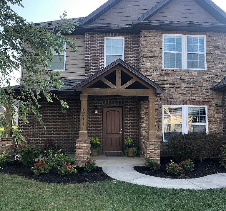 2nd image of 2811 Wallace Ct