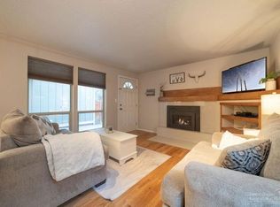 20390 Fairway Dr UNIT 3, Bend, OR 97702
