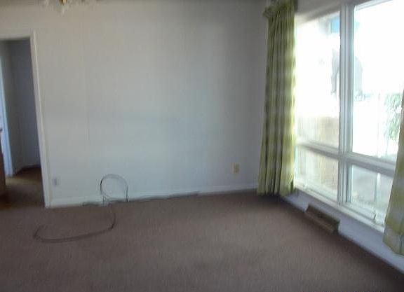 5th image of 367 N Fremont Ave