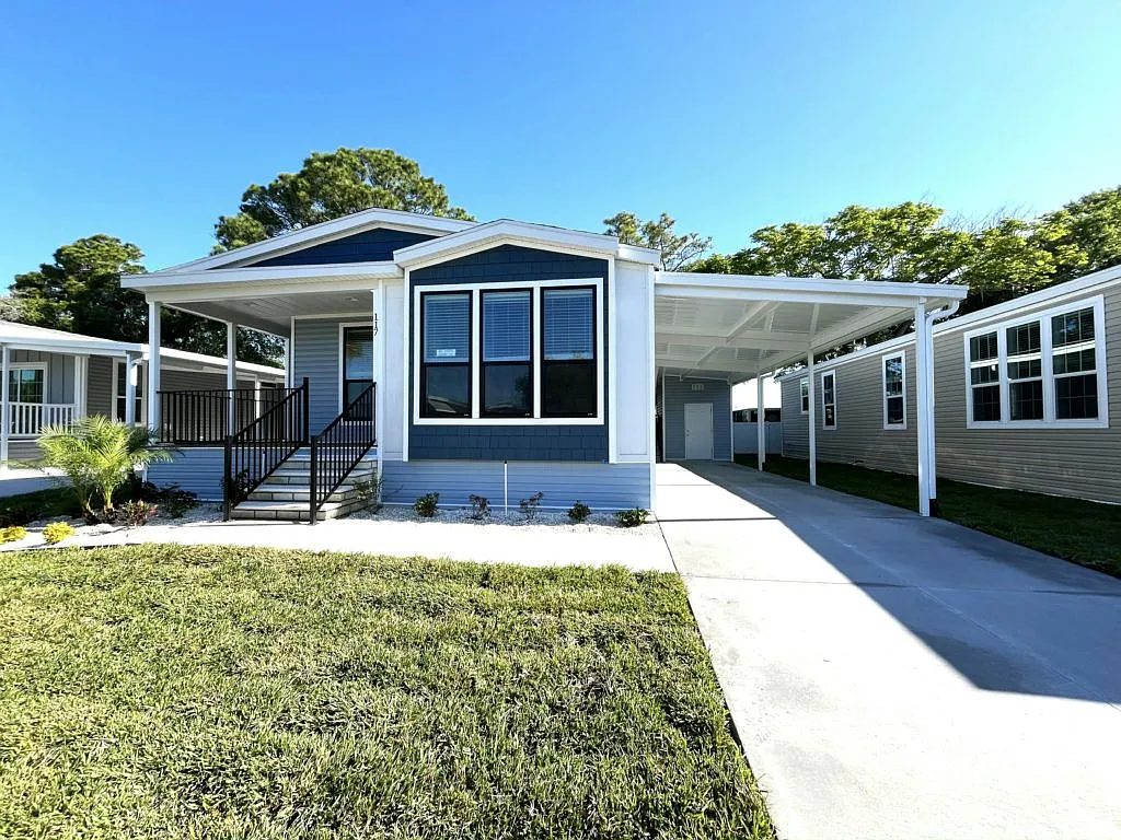 3 bed, 2.0 bath, 1460 sqft, $1,699 — Photo 4