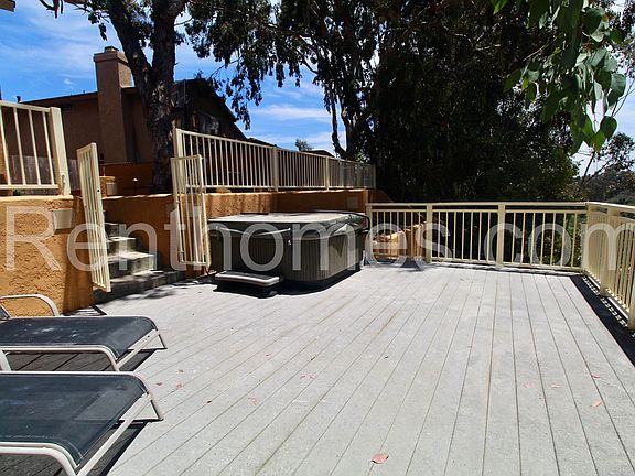 4th image of 11009 Alonda Ct