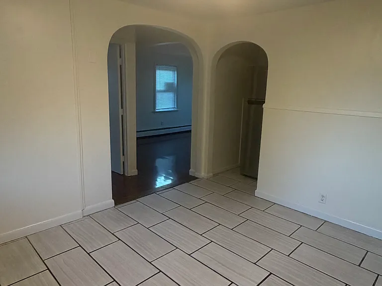 1 Eugene St #1 — Photo 12