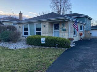 1127 Ridge Rd, Homewood, IL 60430