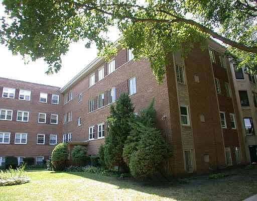 Front view of Bldg