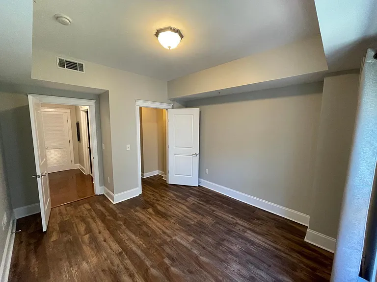 222 Glenwood Ave #308 — Photo 14