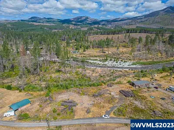 10235 N Fork Ln SE, Lyons, OR 97358