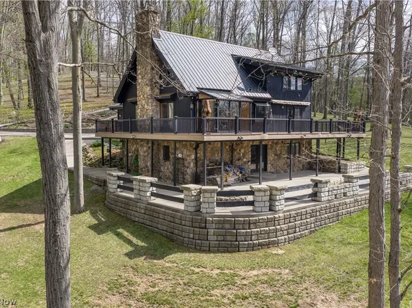 4073 Metzger Hill Rd SW, Stone Creek, OH 43840