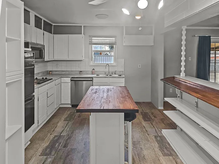 701 Idlewilde Dr — Photo 17