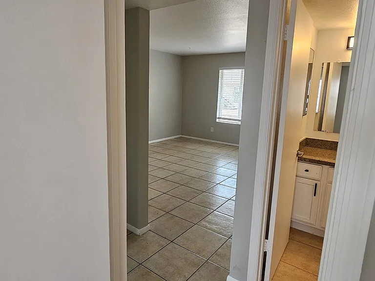 Hayden Terrace — Photo 25
