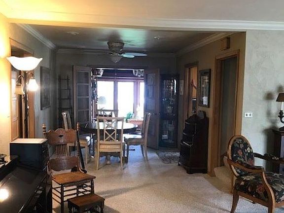 3rd image of 108 E Glencrest Dr