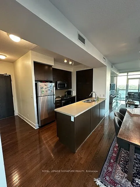 26 Norton Ave #1202