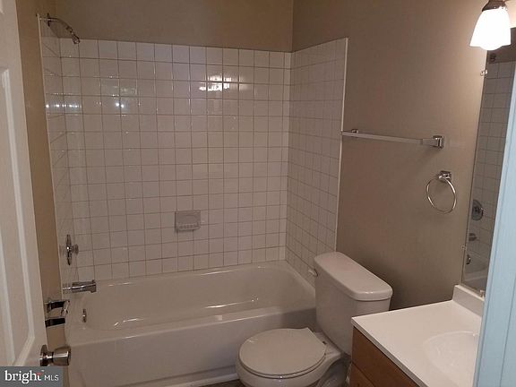 5th image of 4934 Columbia Rd APT 458